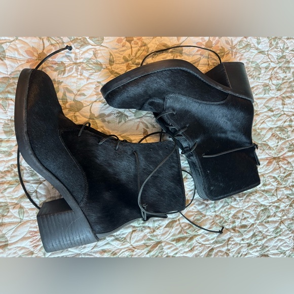 Ugg Oriana calf hair boots black - Picture 10 of 13
